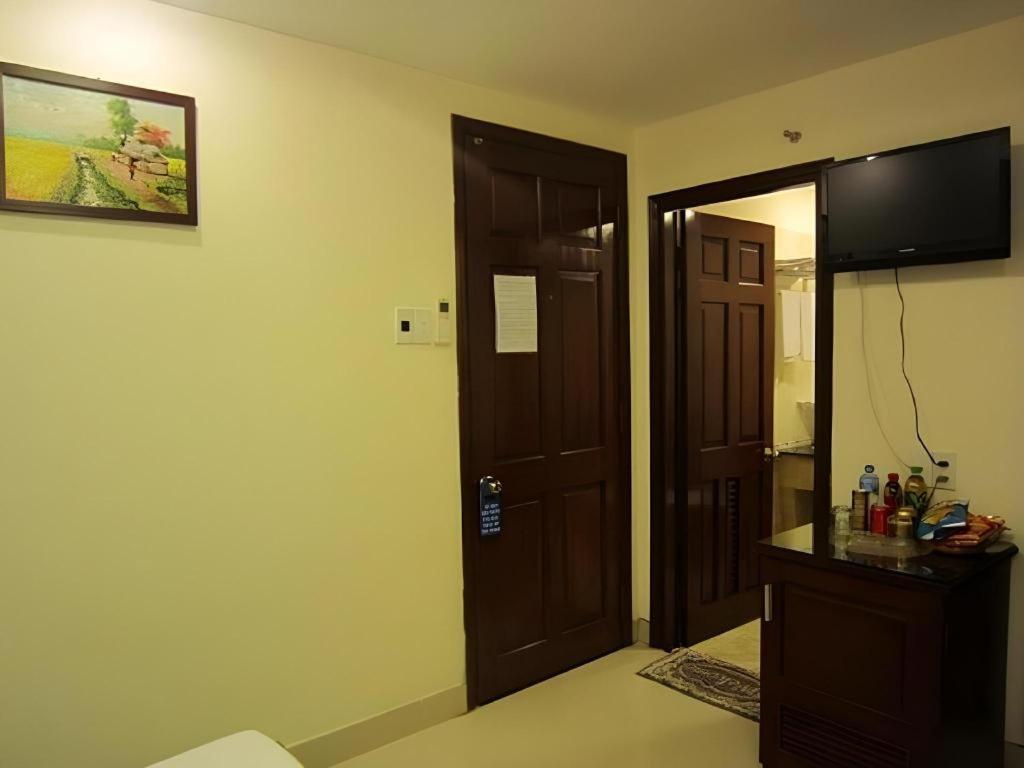 הו צ'י מין סיטי Nui Thanh Hotel מראה חיצוני תמונה