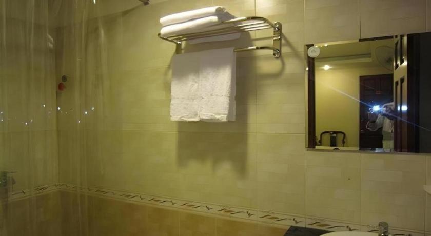 הו צ'י מין סיטי Nui Thanh Hotel מראה חיצוני תמונה